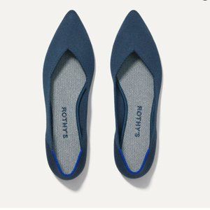 Rothy's 'The Point' shoes size 8 Maritime Navy